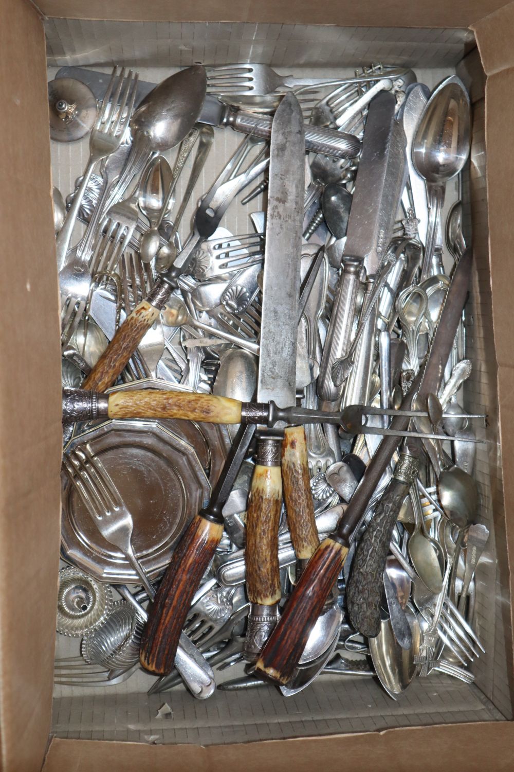 A quantity of silver plate and cutlery